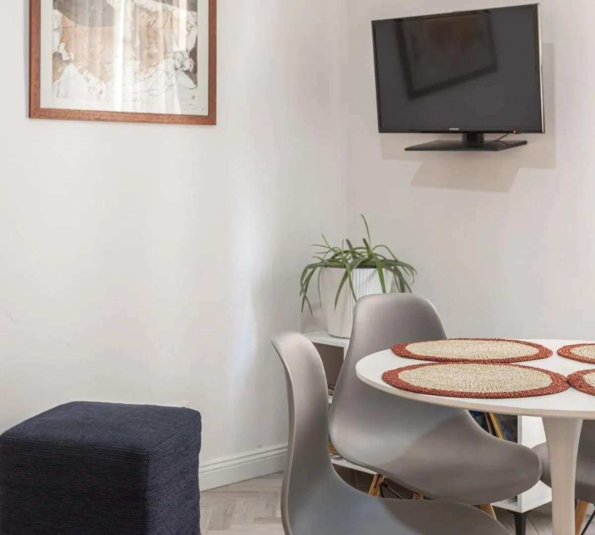 Apartment Pupazza House, Intero Appartamento Nel Cuore Di Frascati