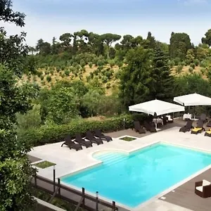 & Mercede Hotel